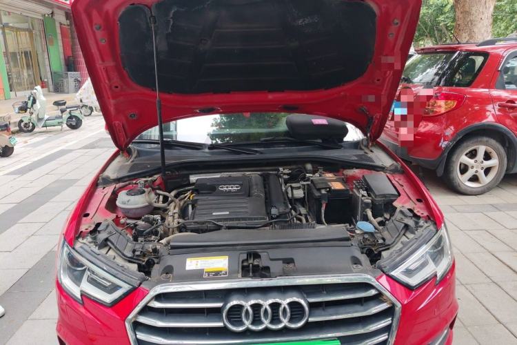 Used Audi A3 2020 Restyled Limousine 35 TFSI Ambition Version China VI Engine Bay