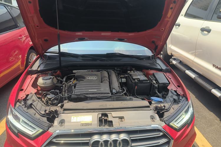 Used Audi A3 2020 Limousine 35 TFSI Fashion Edition China VI Emission Standard Engine Bay