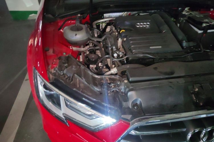 Used Audi A3 2020 Limousine 35 TFSI Ambition China VI Engine Bay Right