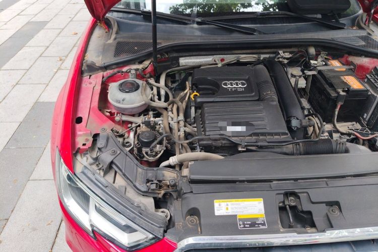 Used Audi A3 2020 Restyled Limousine 35 TFSI Ambition Version China VI Engine Bay Right