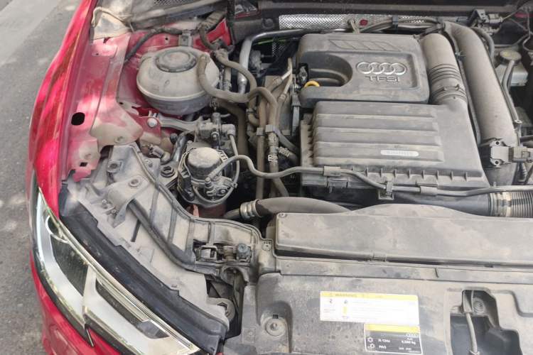 Used Audi A3 2020 Limousine 35 TFSI Ambition China VI Engine Bay Right