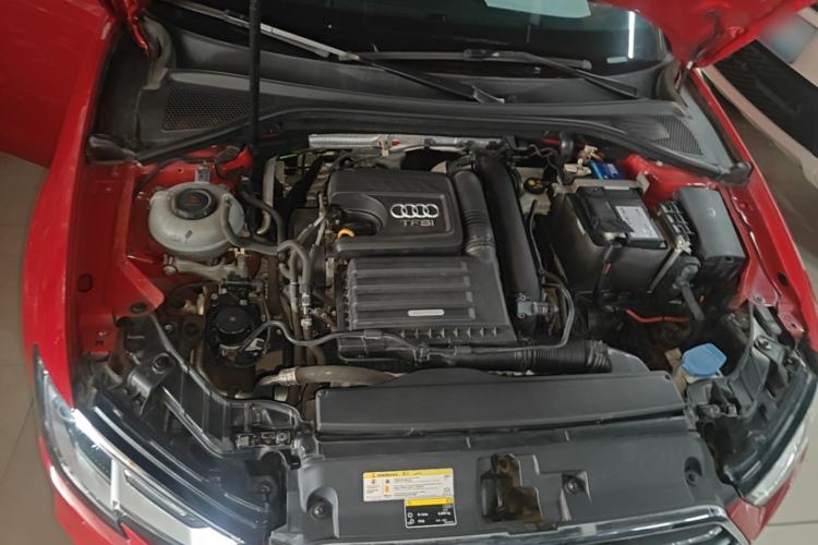 Used Audi A3 2020 Restyled Sportback 35 TFSI Entry-Level China VI Emission Standard Engine Bay