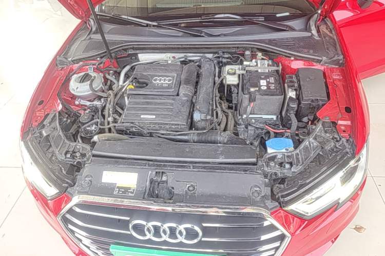Used Audi A3 2020 Sportback 35 TFSI Ambition China VI Engine Bay