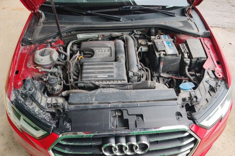 Used Audi A3 2020 Limousine 35 TFSI Ambition China VI Engine Bay