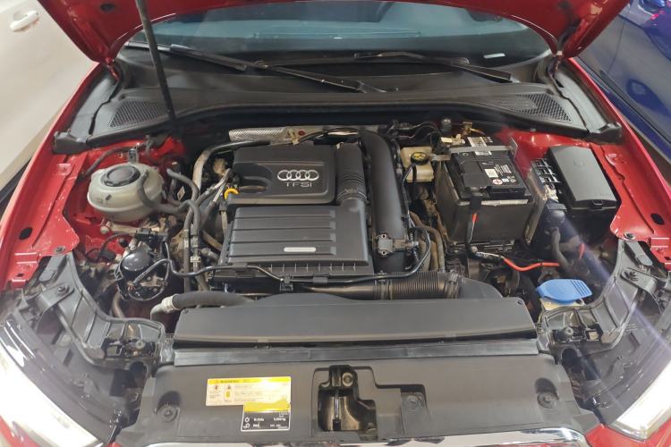 Used Audi A3 2020 Restyled Sportback 35 TFSI Entry-Level China VI Emission Standard Engine Bay