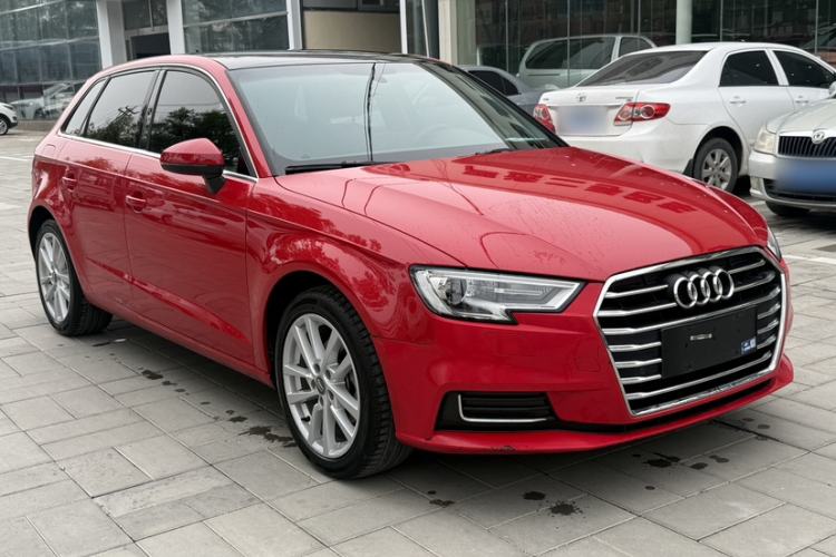 Used Audi A3 2020 Restyled Sportback 35 TFSI Entry-Level China VI Emission Standard Exterior 2