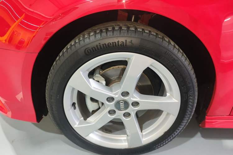 Used Audi A3 2020 Sportback 35 TFSI Fashion Edition China VI Emission Standard Exterior 4
