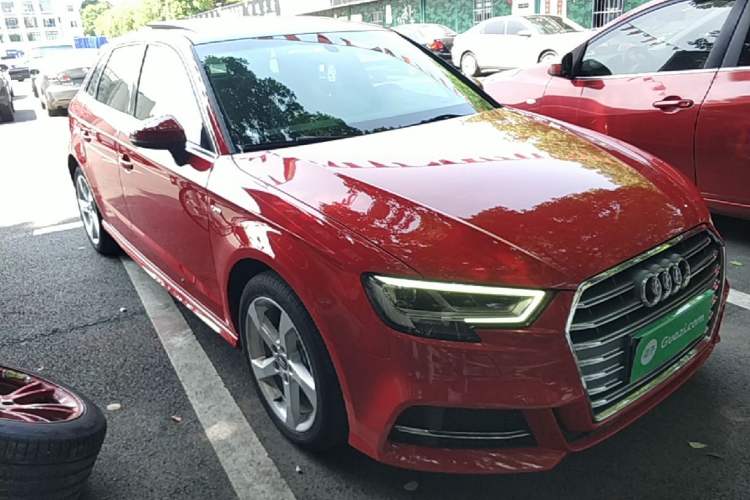 Used Audi A3 2020 Sportback 35 TFSI Fashion Edition China VI Emission Standard Front Right 45 Deg
