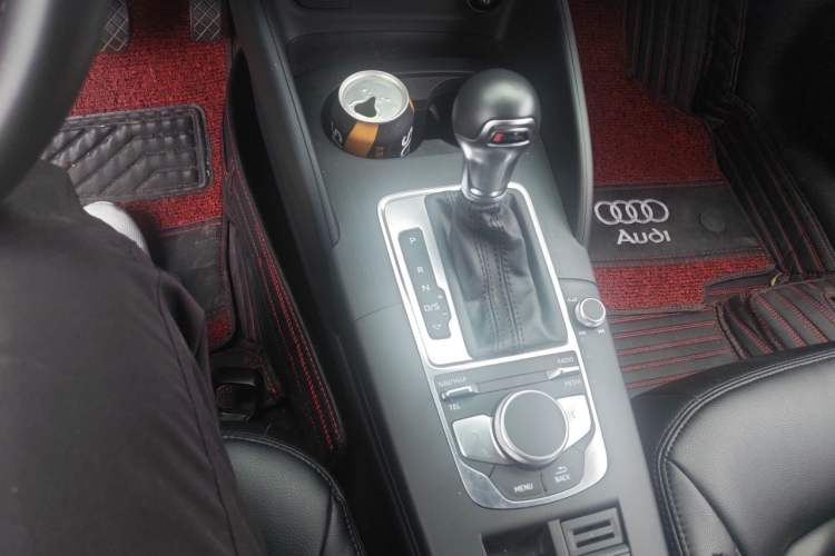 Used Audi A3 2020 Restyled Limousine 35 TFSI Ambition Version China VI Gear Lever