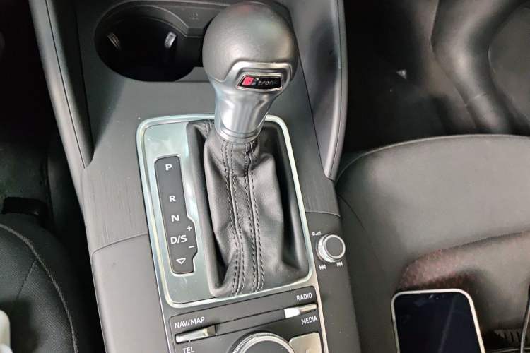Used Audi A3 2020 Limousine 35 TFSI Ambition China VI Gear Lever