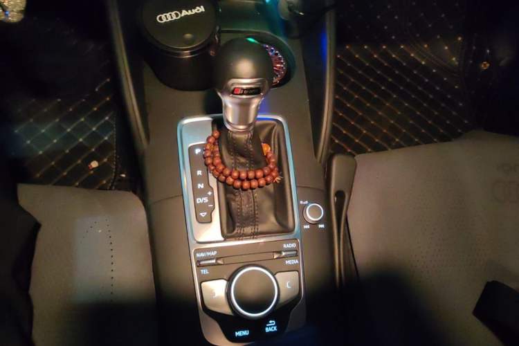 Used Audi A3 2020 Limousine 35 TFSI Ambition China VI Gear Lever