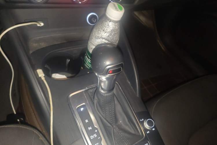 Used Audi A3 2020 Restyled Limousine 35 TFSI Ambition Version China VI Gear Lever