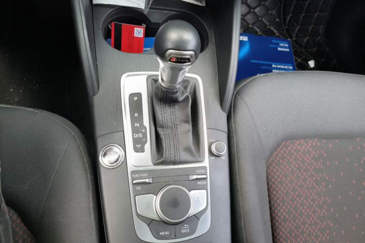 Used Audi A3 2020 Restyled Limousine 35 TFSI Ambition Version China VI Gear Lever
