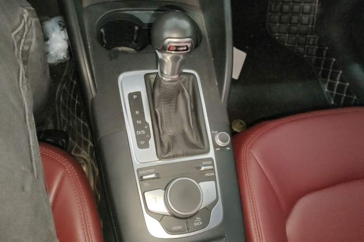 Used Audi A3 2020 Limousine 35 TFSI Ambition China VI Gear Lever