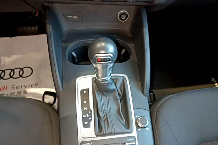 Used Audi A3 2020 Restyled Limousine 35 TFSI Ambition Version China VI Gear Lever