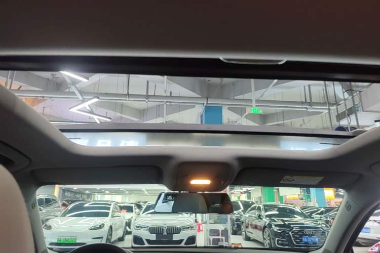 Used Audi A3 2020 Limousine 35 TFSI Fashion Edition China VI Emission Standard Headliner