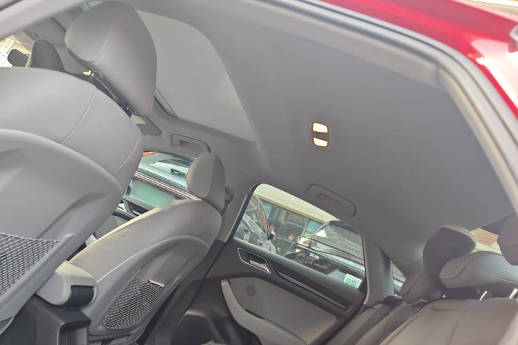 Used Audi A3 2020 Limousine 35 TFSI Fashion Edition China VI Emission Standard Headliner