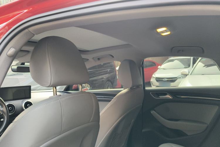 Used Audi A3 2020 Limousine 35 TFSI Fashion Edition China VI Emission Standard Headliner