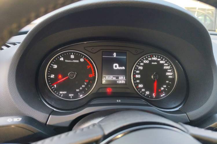 Used Audi A3 2020 Limousine 35 TFSI Fashion Edition China VI Emission Standard Instrument Cluster