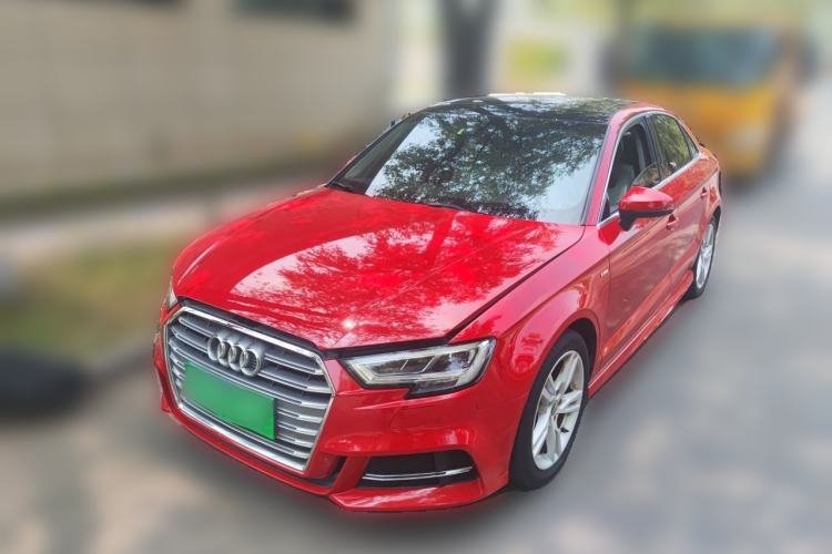 Used Audi A3 2020 Limousine 35 TFSI Fashion Edition China VI Emission Standard Guazi used car, China used car export, Used car for sale, Used cars, Cheapest cars for sale
