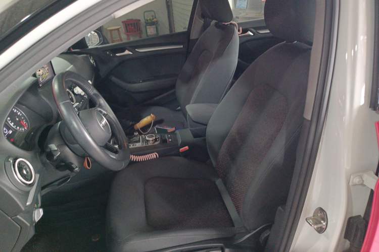 Used Audi A3 2020 Limousine 35 TFSI Ambition China VI Left Front Seat
