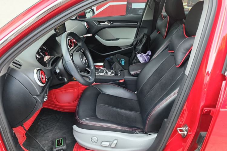 Used Audi A3 2020 Sportback 35 TFSI Fashion Edition China VI Emission Standard Left Front Seat