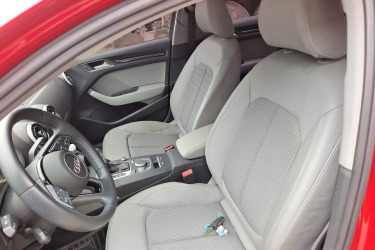 Used Audi A3 2020 Limousine 35 TFSI Fashion Edition China VI Emission Standard Left Front Seat