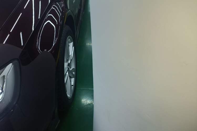 Used Audi A3 2020 Limousine 35 TFSI Fashion Edition China VI Emission Standard Left Front Wheel Hub