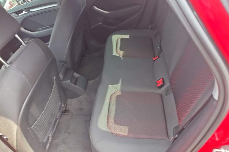 Used Audi A3 2020 Limousine 35 TFSI Ambition China VI Left Rear Seat