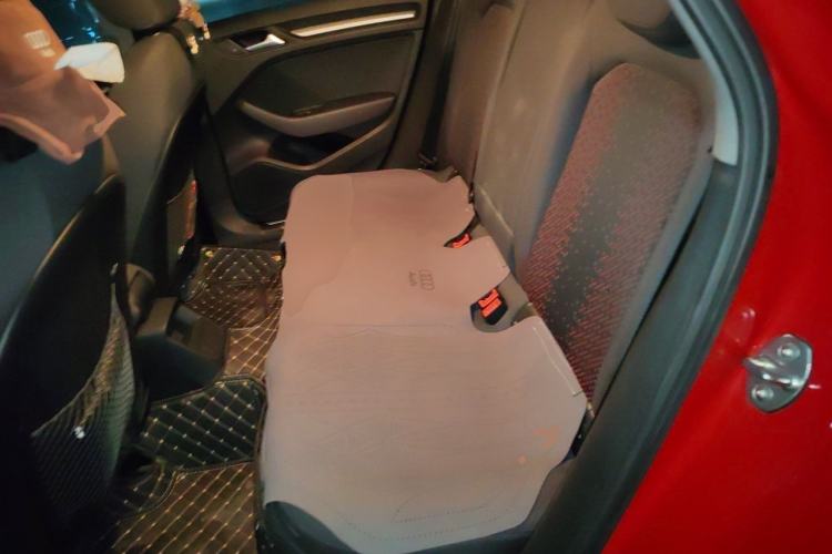 Used Audi A3 2020 Limousine 35 TFSI Ambition China VI Left Rear Seat