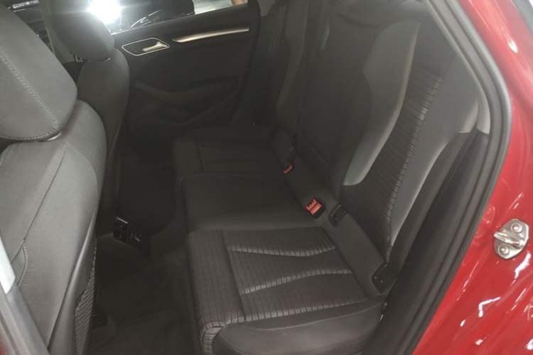 Used Audi A3 2020 Limousine 40 TFSI Sporty Version China VI Left Rear Seat