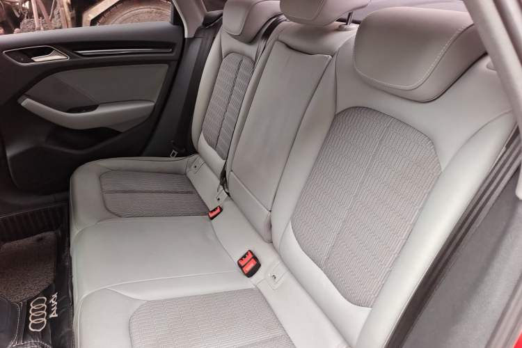 Used Audi A3 2020 Limousine 35 TFSI Fashion Edition China VI Emission Standard Left Rear Seat