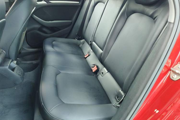 Used Audi A3 2020 Limousine 35 TFSI Ambition China VI Left Rear Seat