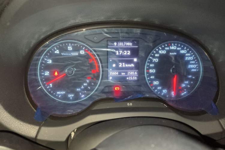 Used Audi A3 2020 Sportback 35 TFSI Fashion Edition China VI Emission Standard Odometer Close Up