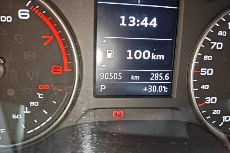 Used Audi A3 2020 Sportback 35 TFSI Style Edition China V Emission Standard Odometer Close Up