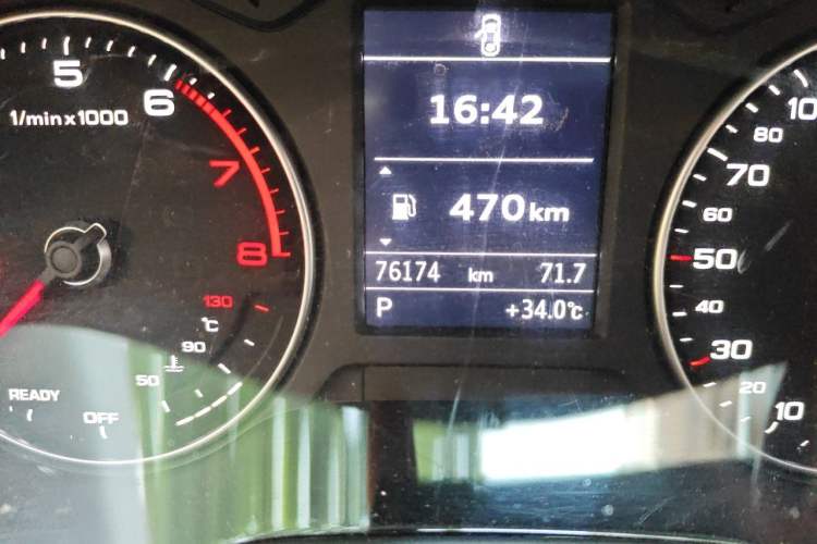 Used Audi A3 2020 Limousine 35 TFSI Ambition China VI Odometer Close Up
