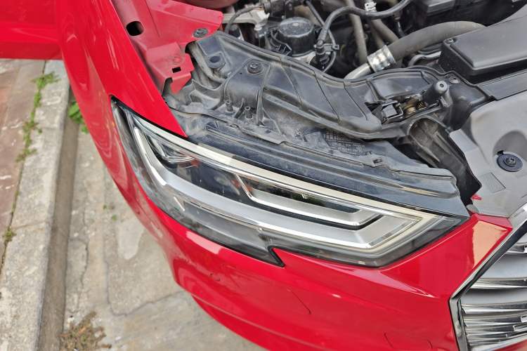 Used Audi A3 2020 Limousine 35 TFSI Fashion Edition China VI Emission Standard Right Front Headlight