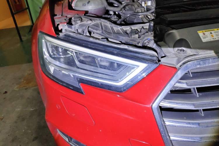 Used Audi A3 2020 Limousine 35 TFSI Fashion Edition China VI Emission Standard Right Front Headlight