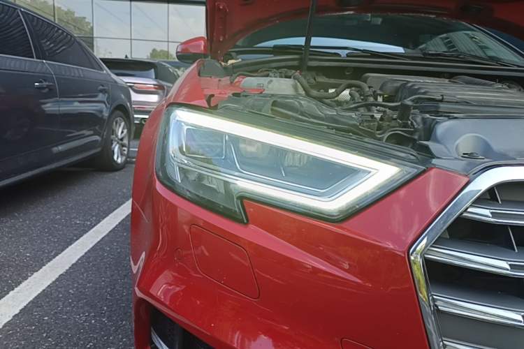 Used Audi A3 2020 Limousine 35 TFSI Fashion Edition China VI Emission Standard Right Front Headlight
