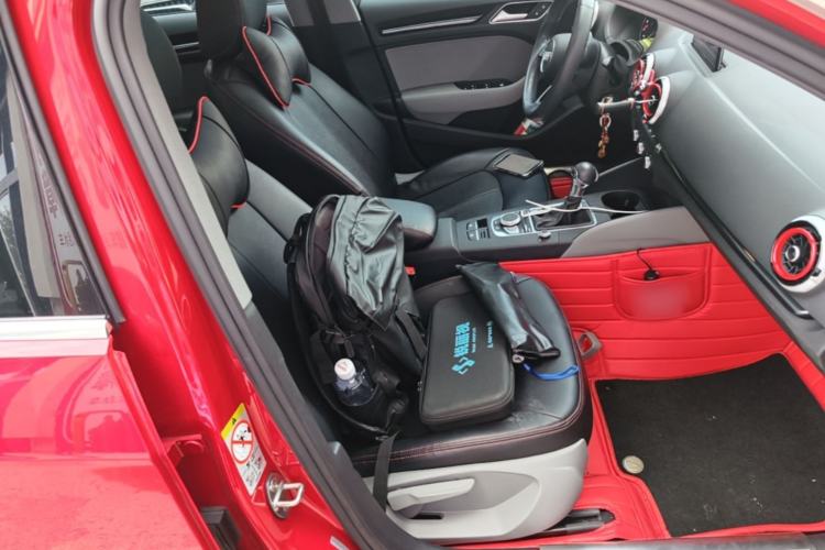 Used Audi A3 2020 Sportback 35 TFSI Fashion Edition China VI Emission Standard Right Front Seat