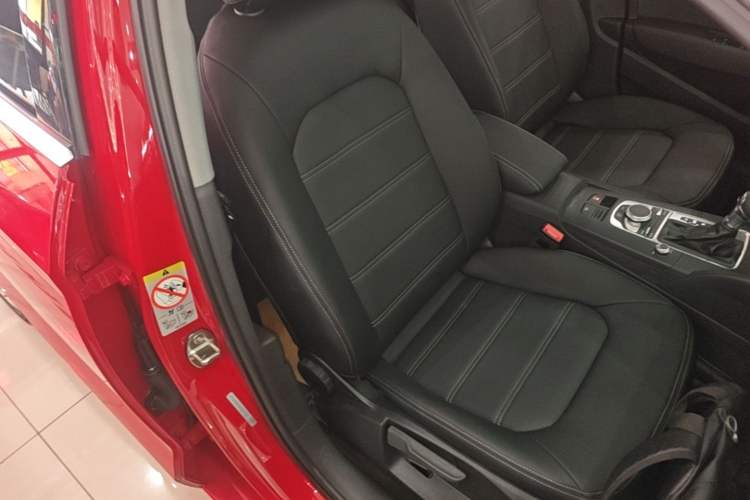 Used Audi A3 2020 Limousine 35 TFSI Ambition China VI Right Front Seat
