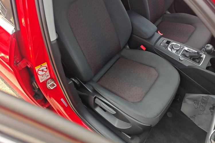 Used Audi A3 2020 Limousine 35 TFSI Ambition China VI Right Front Seat
