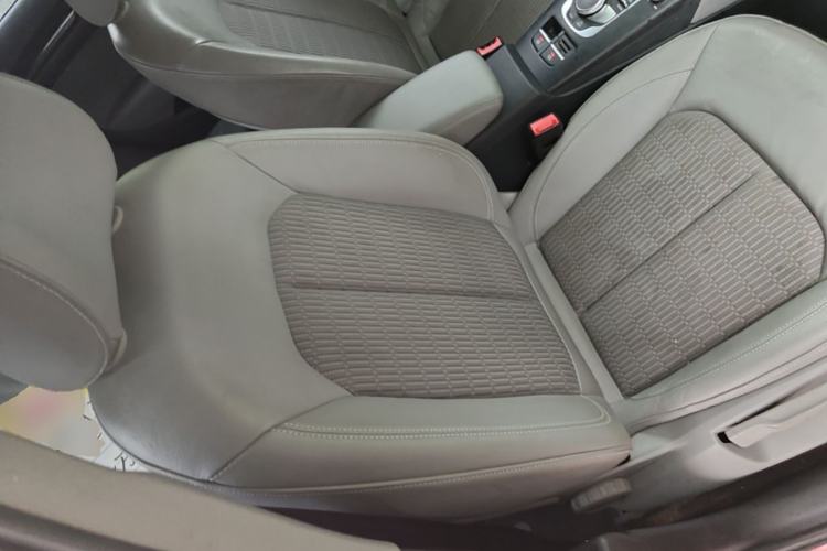 Used Audi A3 2020 Sportback 35 TFSI Fashion Edition China VI Emission Standard Right Front Seat