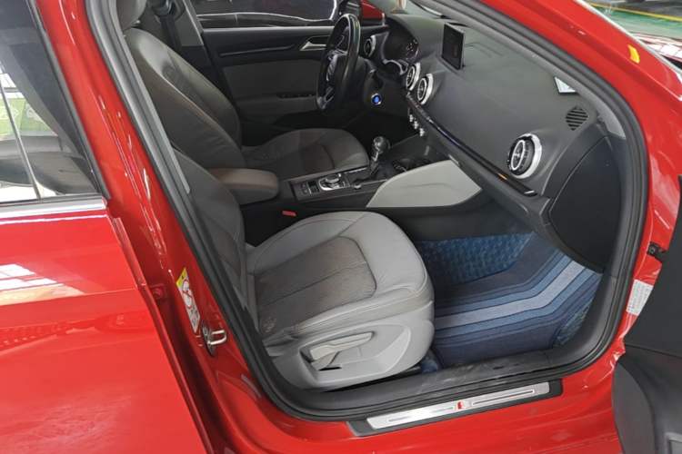 Used Audi A3 2020 Limousine 35 TFSI Fashion Edition China VI Emission Standard Right Front Seat
