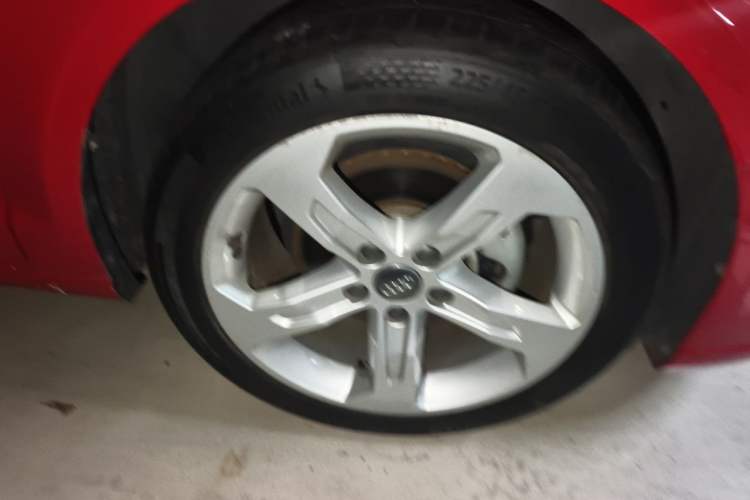 Used Audi A3 2020 Restyled Limousine 35 TFSI Ambition Version China VI Right Front Wheel Hub
