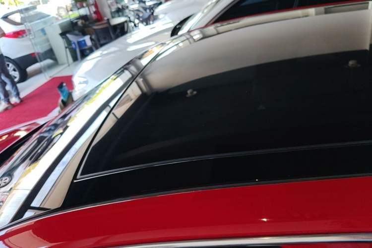 Used Audi A3 2020 Sportback 35 TFSI Fashion Edition China VI Emission Standard Roof