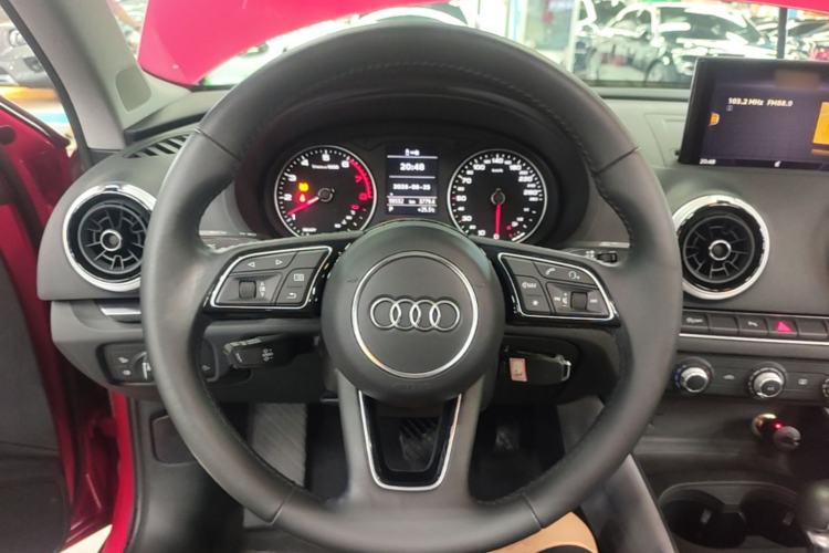 Used Audi A3 2020 Limousine 35 TFSI Fashion Edition China VI Emission Standard Steering Wheel