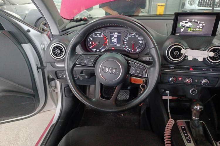 Used Audi A3 2020 Limousine 35 TFSI Ambition China VI Steering Wheel