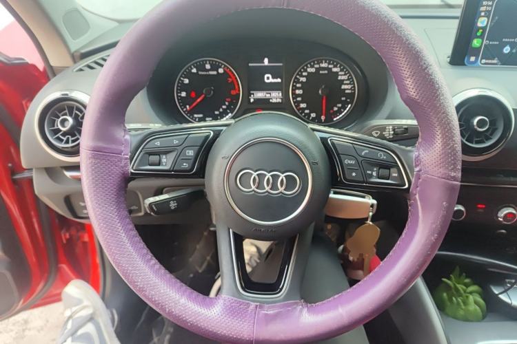 Used Audi A3 2020 Sportback 35 TFSI Fashion Edition China VI Emission Standard Steering Wheel