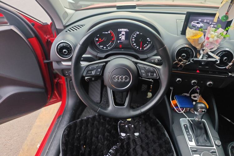 Used Audi A3 2020 Sportback 35 TFSI Ambition China VI Steering Wheel